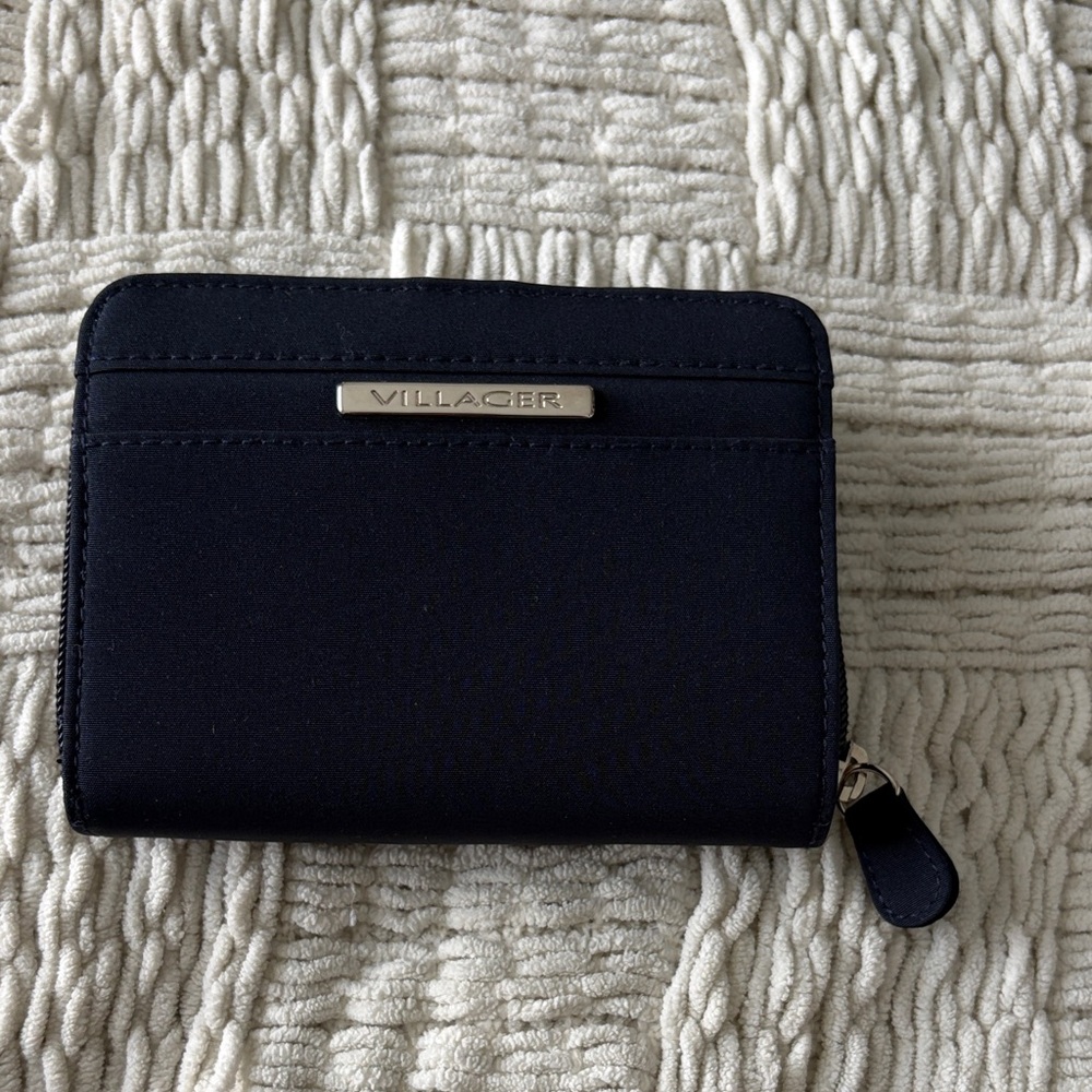 Vintage Villager Navy Zipper Wallet
